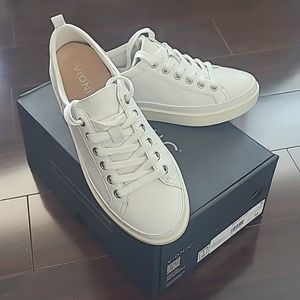 Vionic Winny White Leather Sneakers